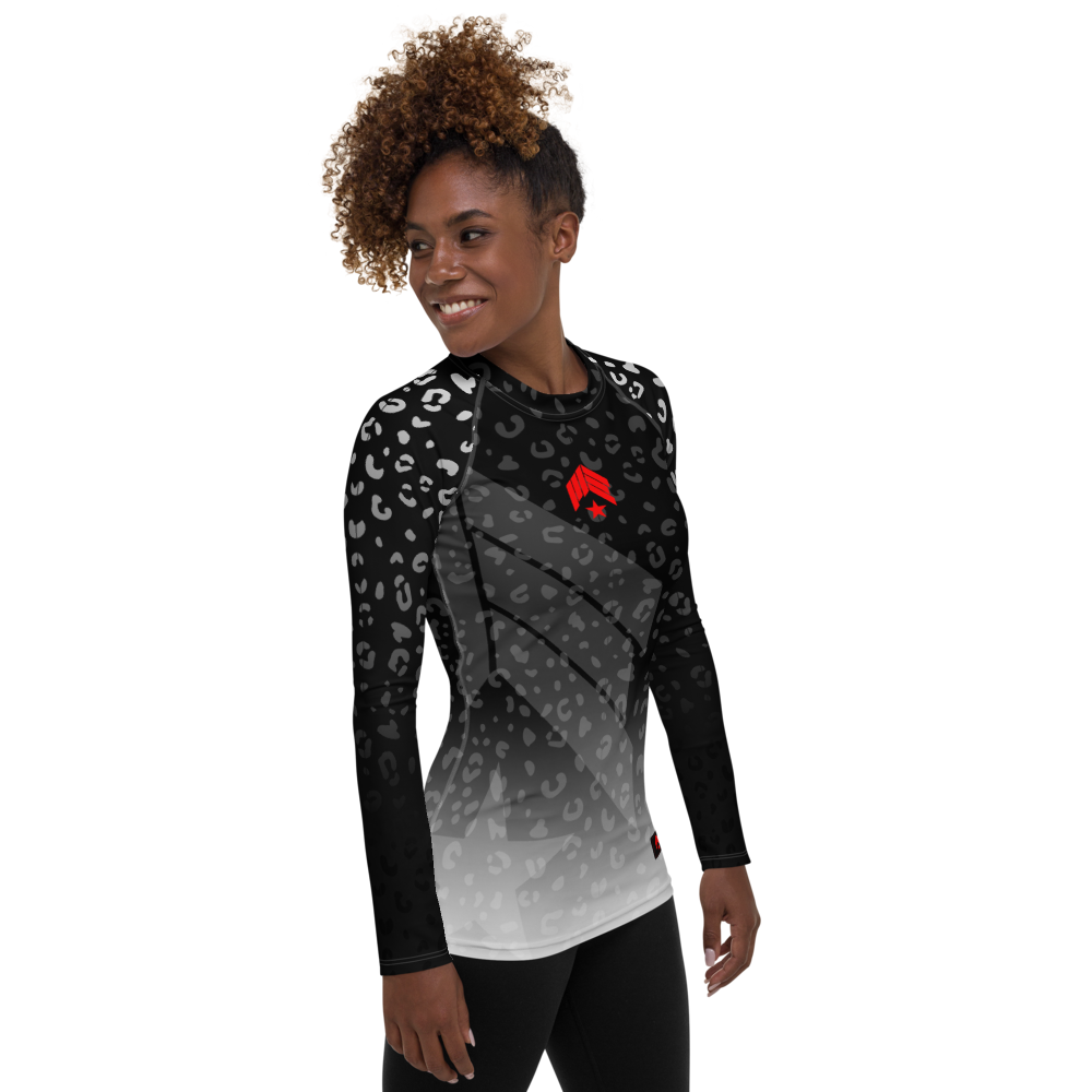 Leopard Black Belt - Women's Rash Guard