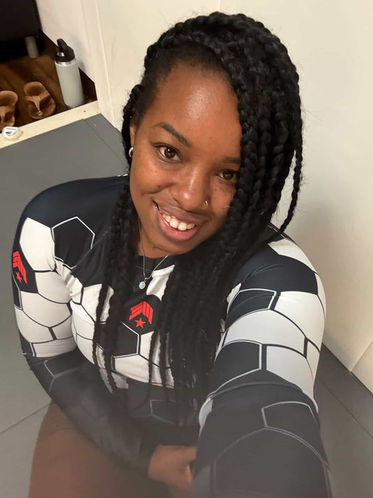 Hexed Black Belt - Women's Rash Guard